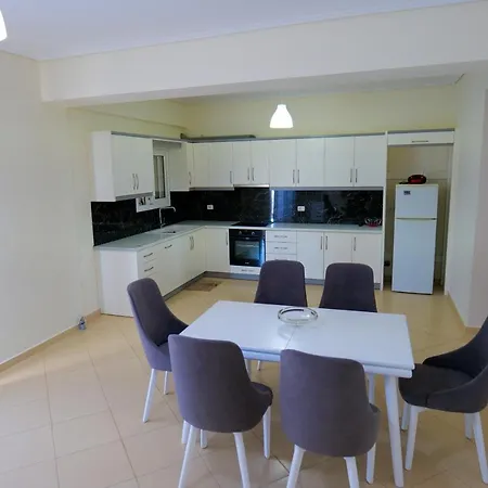 Guest house Lejla 3*