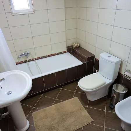 Guest house Lejla 3*