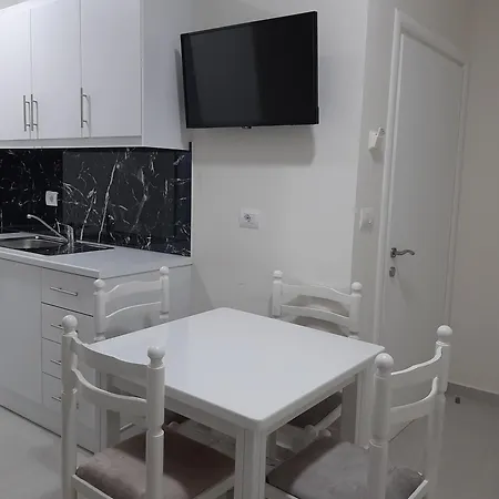 Guest house Lejla Ksamil